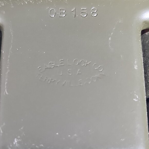 Vintage Eagle Lock Co Trunk Lock: Army Green Terryville Conn With Key Rivets - Picture 2 of 9